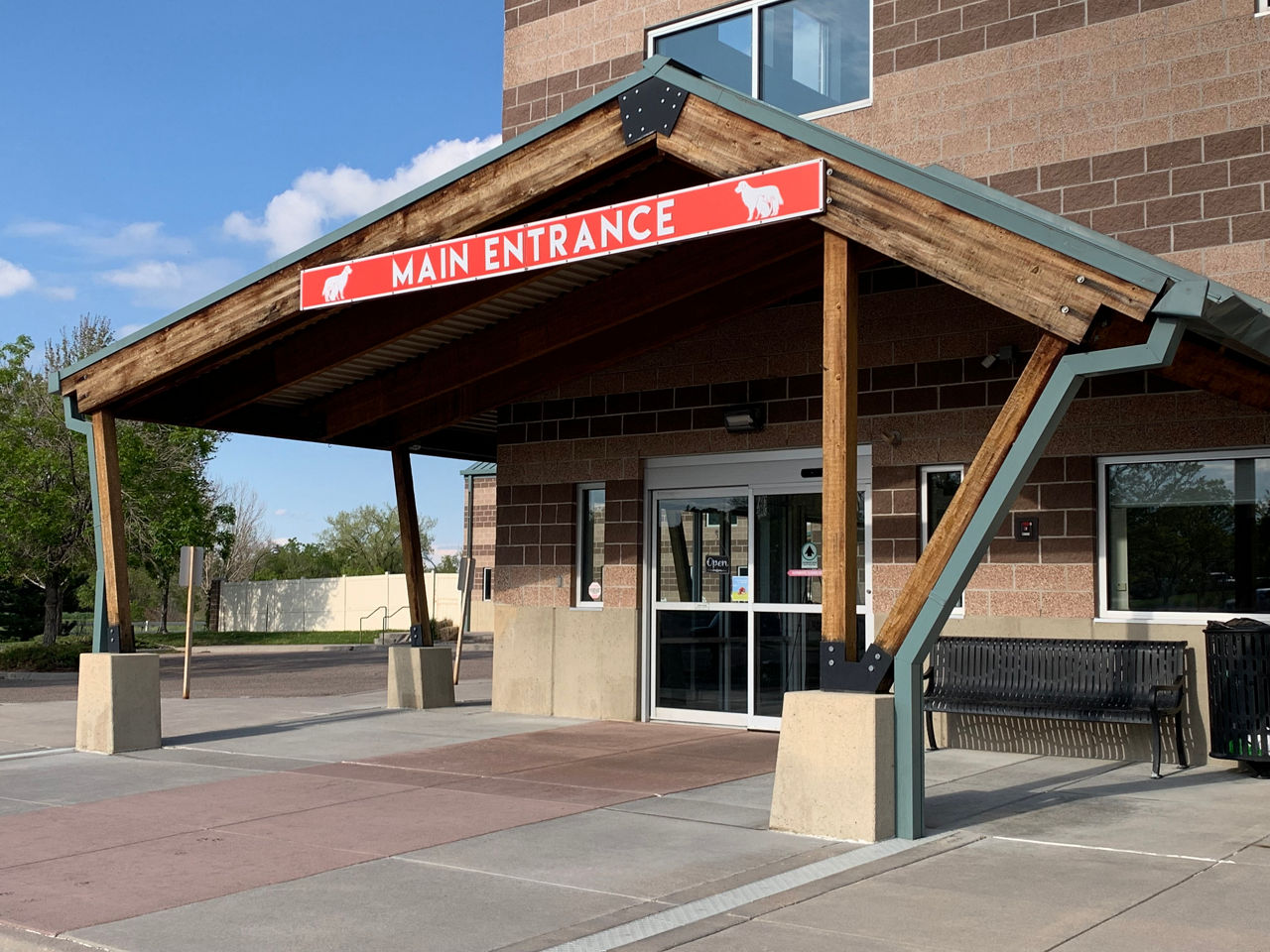 Church Ranch Veterinary Center main entrance