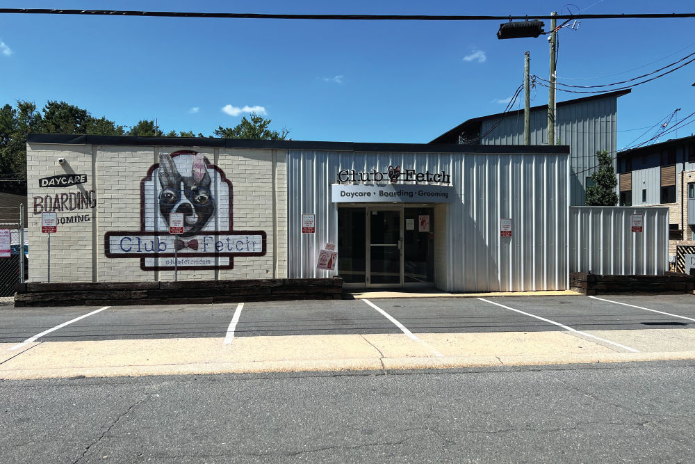 Fetch grooming and sales boarding