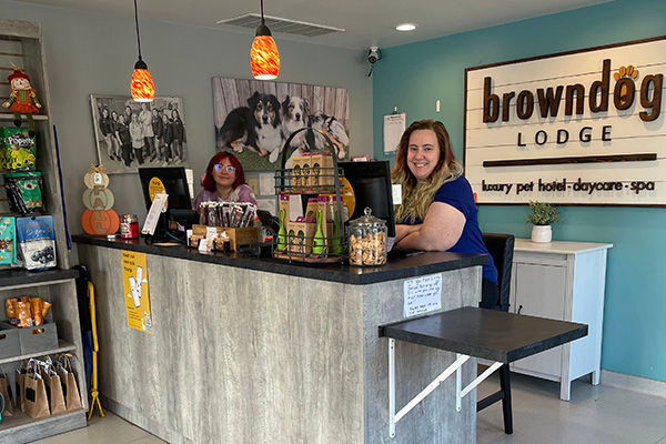 Browndog lodge front desk